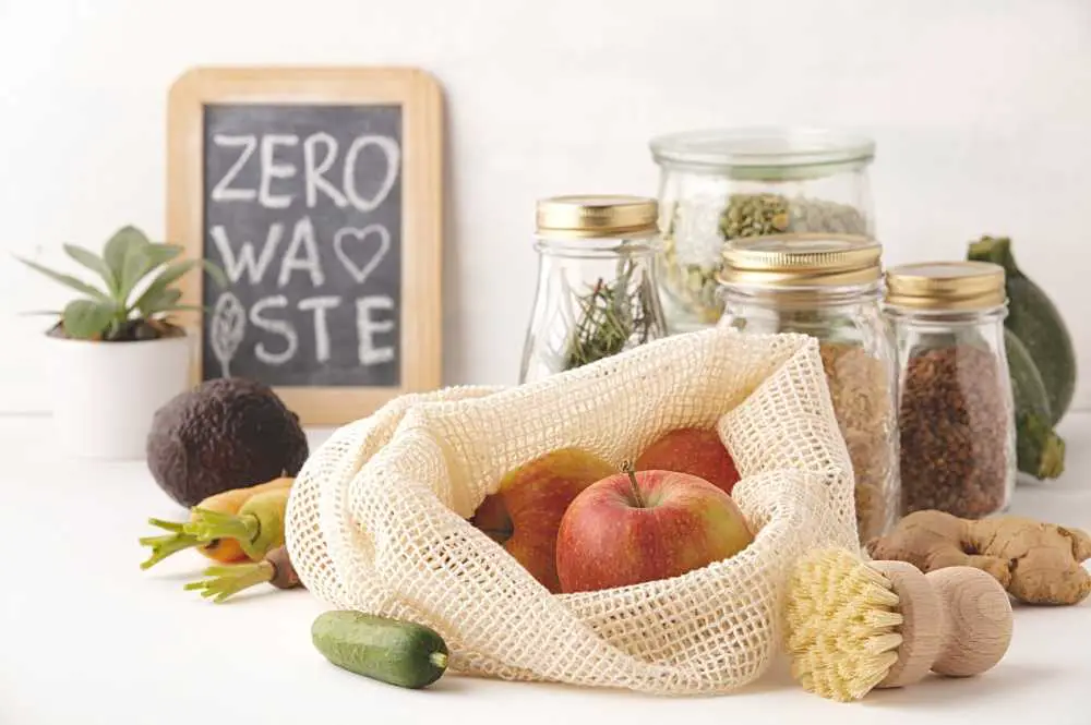 20 Easy zero waste kitchen swaps that will also save you money