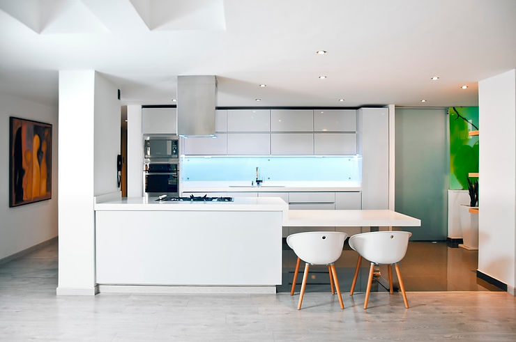 all white minimalist kitchen