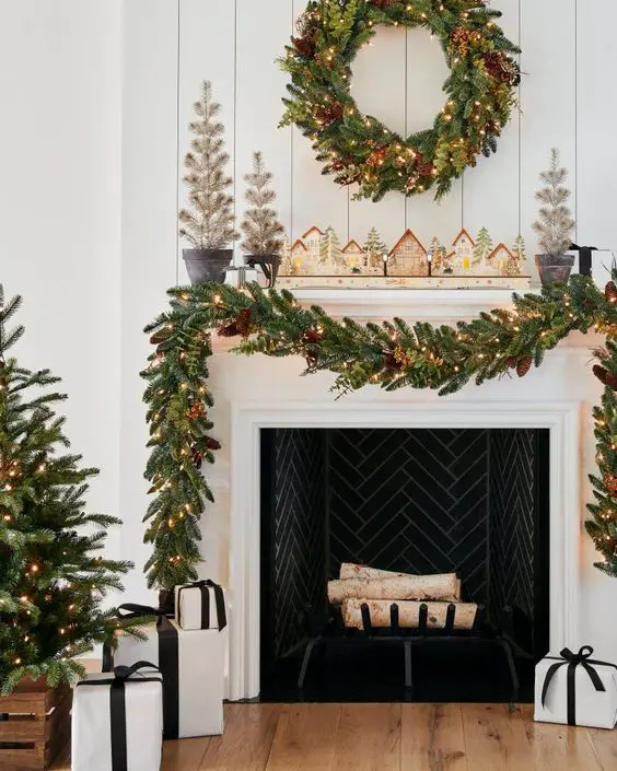 Christmas mantel decor