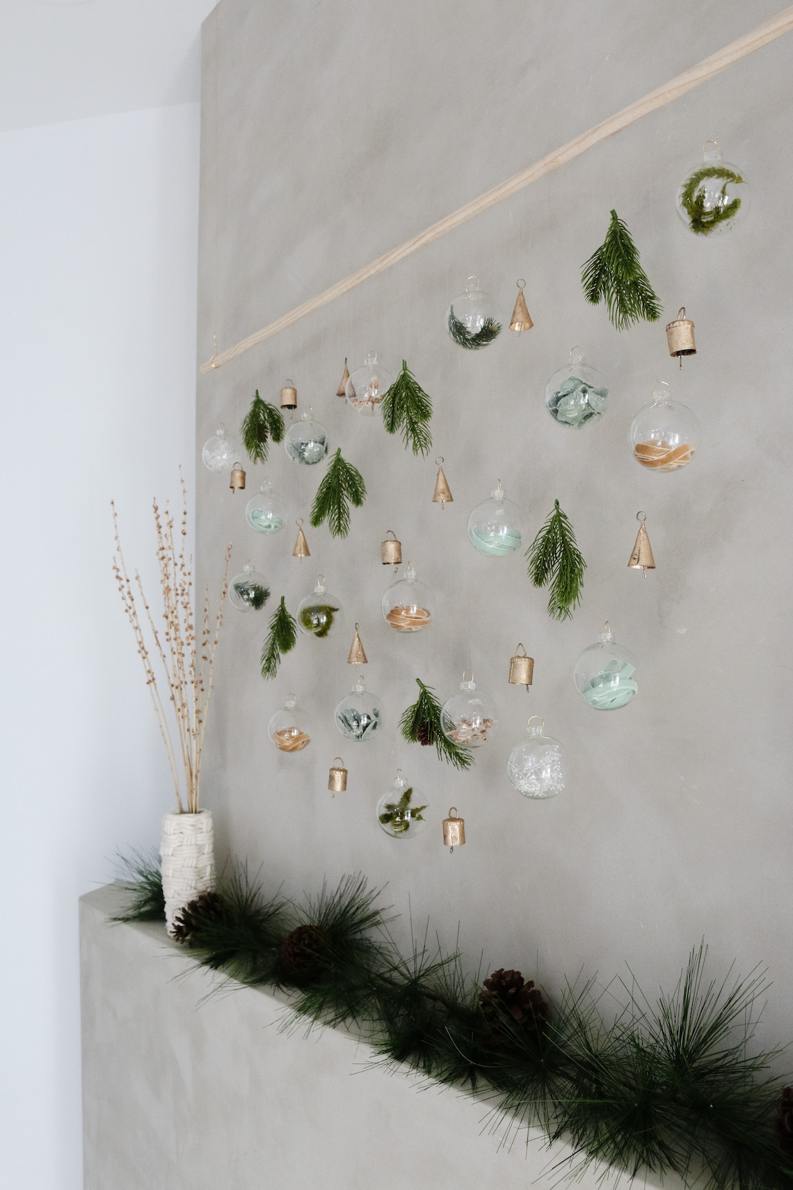 20 Easy DIY Christmas Wall Art - A Minimal Home