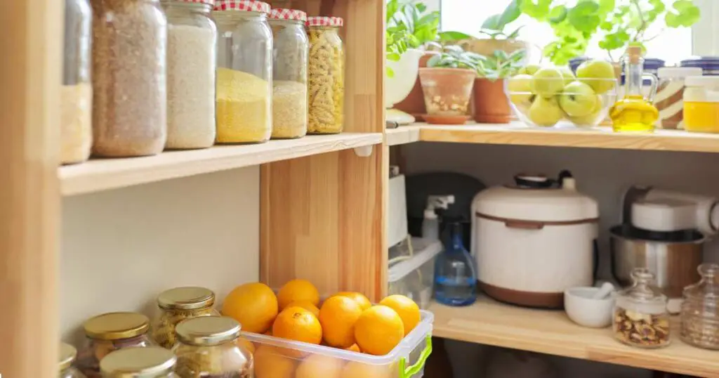 How to Declutter Kitchen Pantry